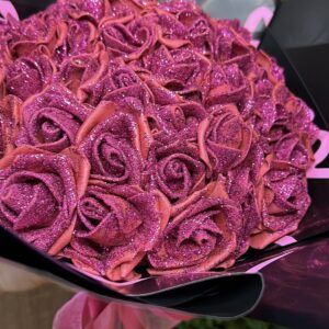 Букет с 41 брокатени рози