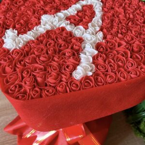 Персонализирани букети с вечни розички