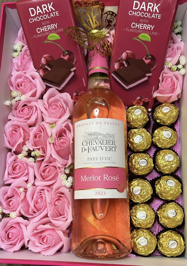Кутия "Pink chocolate"